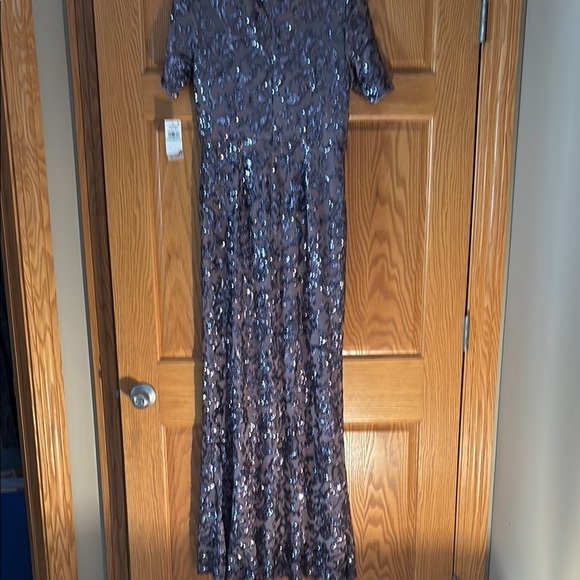 NWT Alex Evenings Purple Sequin Maxi Gown Flutter Sleeve - Picture 4 of 6